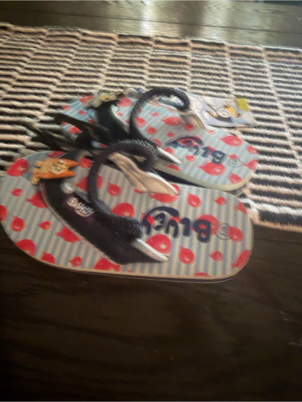 Boys Bluey flip flops new with tags size 8